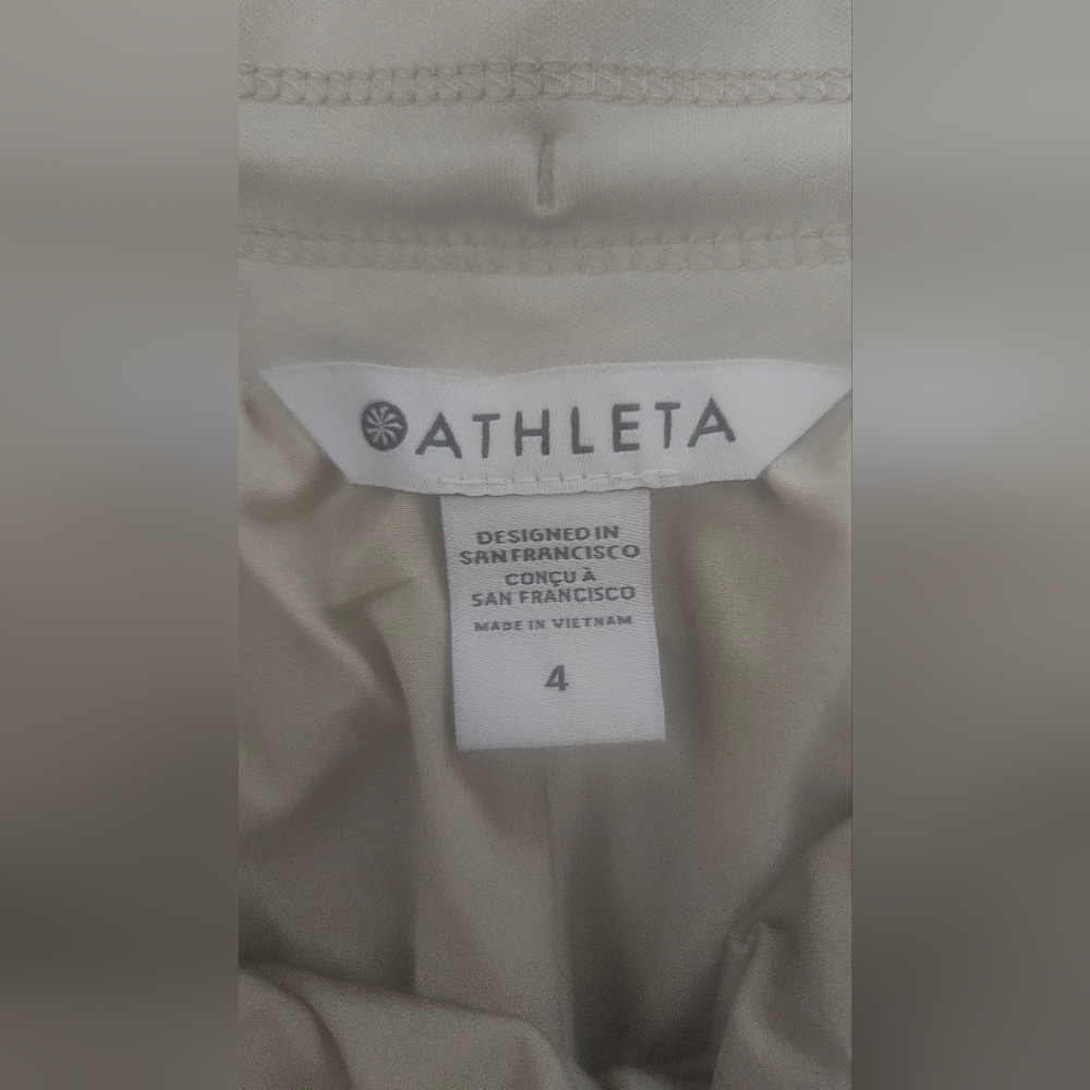 Athleta Apres Quilted Ski Shorts, identified by the distinct chevron quilting - Picture 5 of 14